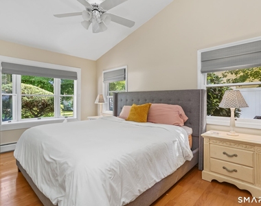 118 Lloyd Drive - Photo Thumbnail 17