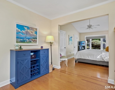 118 Lloyd Drive - Photo Thumbnail 18