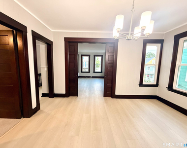 28 Perkins Street - Photo Thumbnail 6