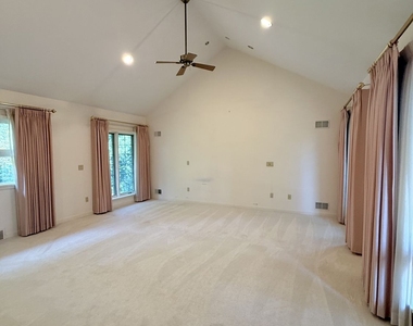 231 Fairview Road - Photo Thumbnail 15