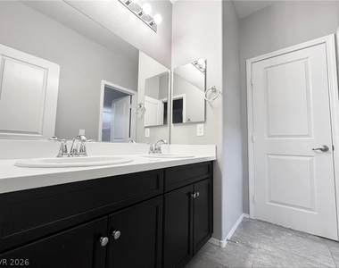 7381 Amesbury Street - Photo Thumbnail 16