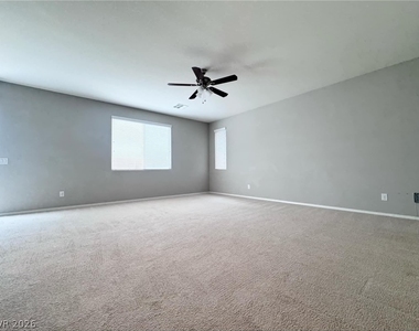 7381 Amesbury Street - Photo Thumbnail 2
