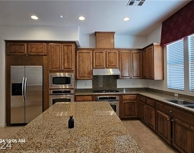 11985 Whitehills Street - Photo Thumbnail 9