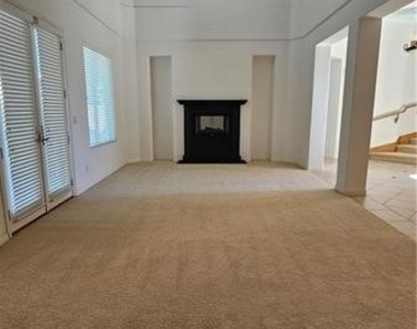11985 Whitehills Street - Photo Thumbnail 4