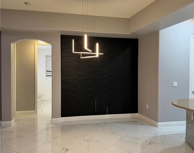 56 E Serene Avenue - Photo Thumbnail 2