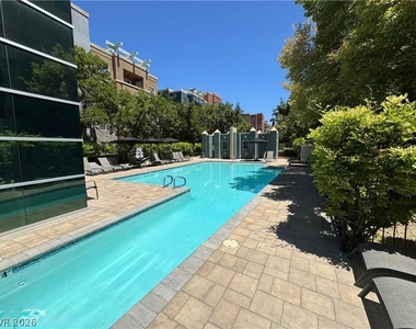 56 E Serene Avenue - Photo Thumbnail 7
