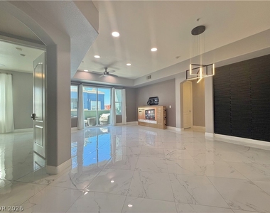 56 E Serene Avenue - Photo Thumbnail 20