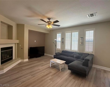 7482 Poppy Hills Court - Photo Thumbnail 4