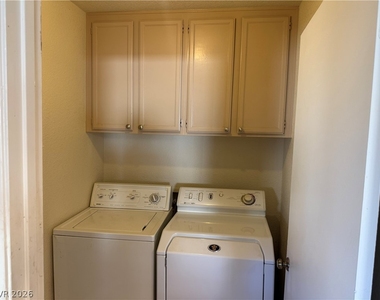 720 Sea Pines Lane - Photo Thumbnail 30