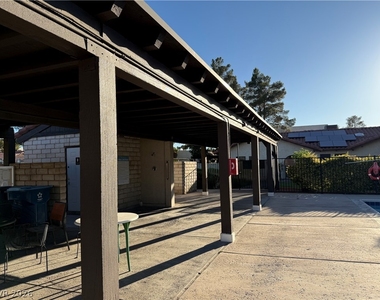 720 Sea Pines Lane - Photo Thumbnail 35
