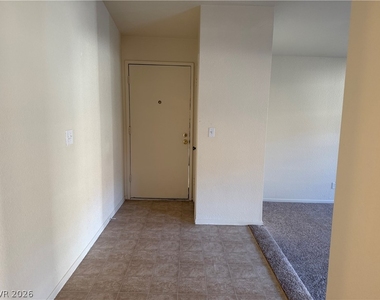 720 Sea Pines Lane - Photo Thumbnail 12