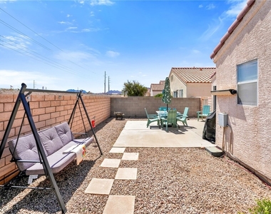 848 Angelus Oaks Drive - Photo Thumbnail 25