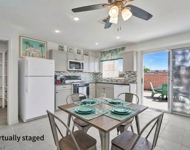 848 Angelus Oaks Drive - Photo Thumbnail 7