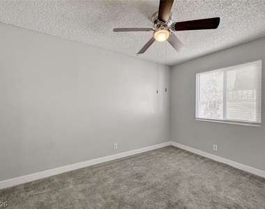 1305 Kari Lee Court - Photo Thumbnail 26