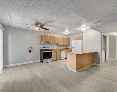 1305 Kari Lee Court - Photo Thumbnail 5
