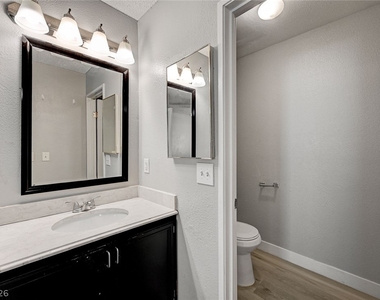 1305 Kari Lee Court - Photo Thumbnail 24