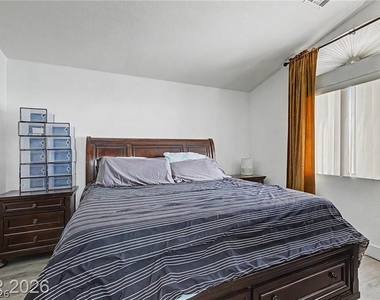6609 Bush Clover Lane - Photo Thumbnail 13