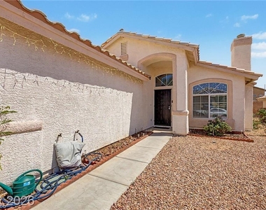 6609 Bush Clover Lane - Photo Thumbnail 3