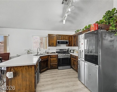 6609 Bush Clover Lane - Photo Thumbnail 7