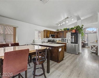 6609 Bush Clover Lane - Photo Thumbnail 11