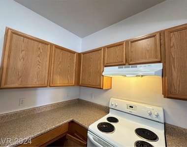 2010 Rancho Lake Drive - Photo Thumbnail 2