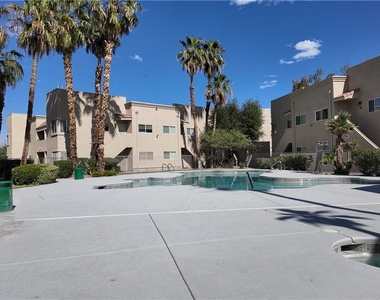 1810 N Decatur Boulevard - Photo Thumbnail 16