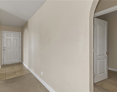 1810 N Decatur Boulevard - Photo Thumbnail 8