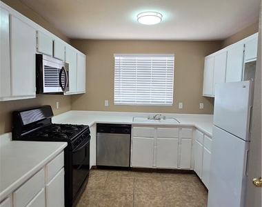 3822 Gulliver Street - Photo Thumbnail 14