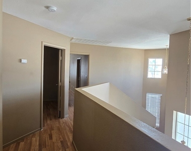 3822 Gulliver Street - Photo Thumbnail 26