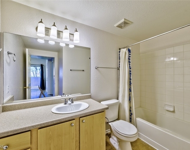 6955 N Durango Drive - Photo Thumbnail 14