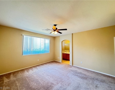 10724 Windrose Point Avenue - Photo Thumbnail 11
