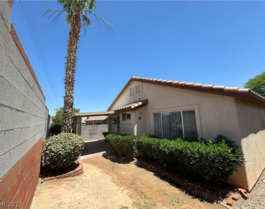 10724 Windrose Point Avenue - Photo Thumbnail 20