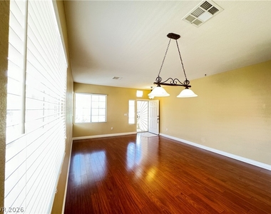 10724 Windrose Point Avenue - Photo Thumbnail 5