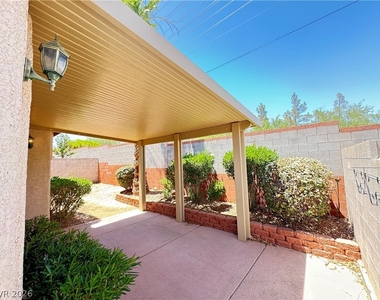 10724 Windrose Point Avenue - Photo Thumbnail 4