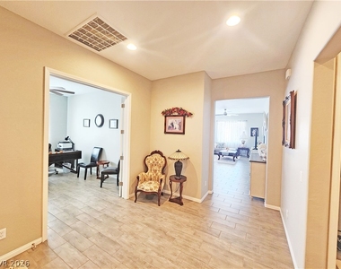 4901 Fairwood Court - Photo Thumbnail 16
