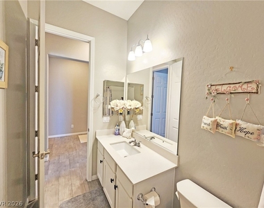4901 Fairwood Court - Photo Thumbnail 13