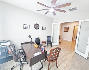 4901 Fairwood Court - Photo Thumbnail 19