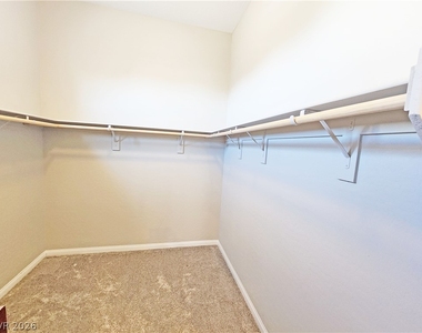 4901 Fairwood Court - Photo Thumbnail 34