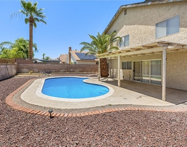 6951 Wedgewood Way - Photo Thumbnail 25