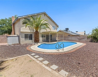6951 Wedgewood Way - Photo Thumbnail 26