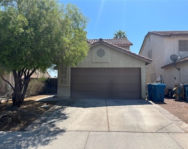 914 Scarlet Ridge Drive - Photo Thumbnail 1