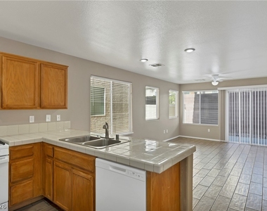 7429 Granada Willows Street - Photo Thumbnail 5