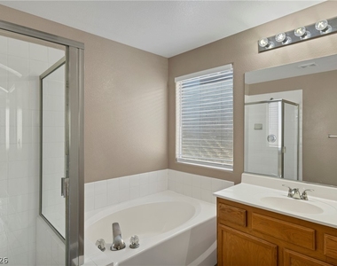 7429 Granada Willows Street - Photo Thumbnail 15