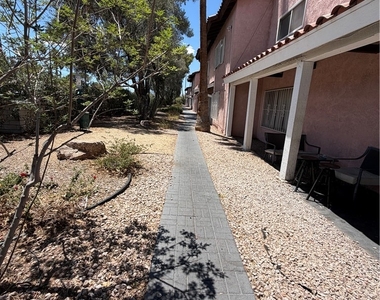 2236 E Desert Inn Road - Photo Thumbnail 30