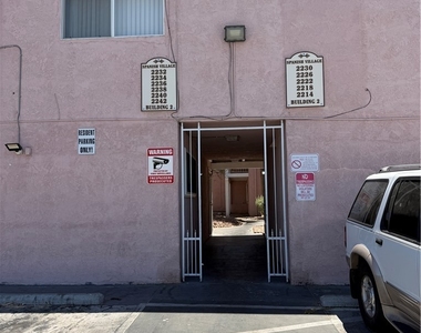 2236 E Desert Inn Road - Photo Thumbnail 29