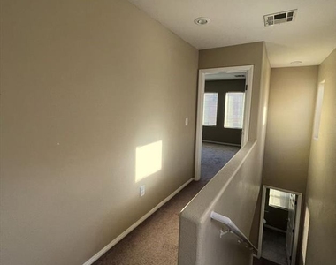 10629 Yarrow Root Court - Photo Thumbnail 13