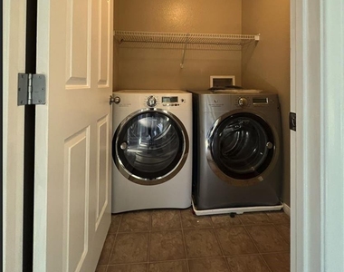 10629 Yarrow Root Court - Photo Thumbnail 18