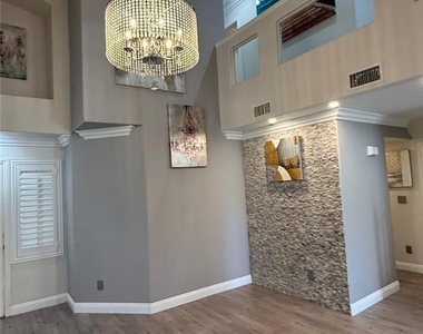 10087 Yellow Canary Avenue - Photo Thumbnail 28