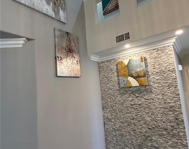 10087 Yellow Canary Avenue - Photo Thumbnail 12