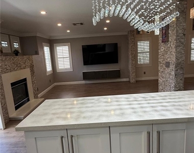 10087 Yellow Canary Avenue - Photo Thumbnail 19